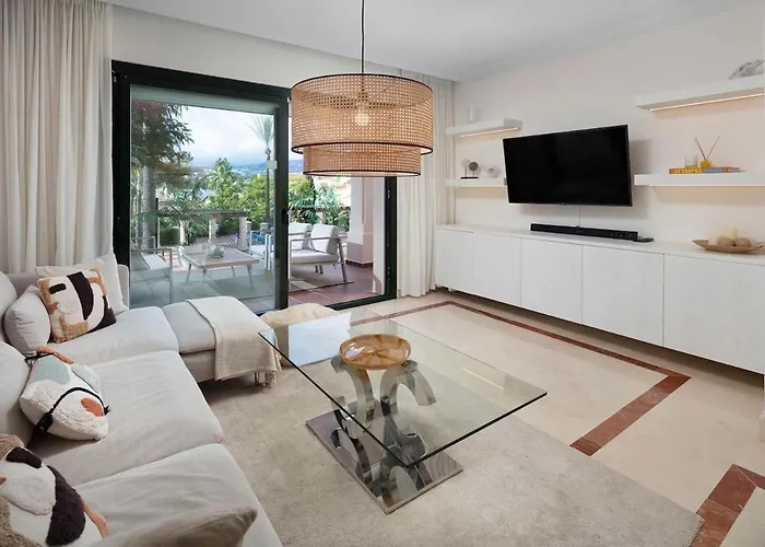 Stunning 2 Bed El Palmeral Near The Beach Rdr483