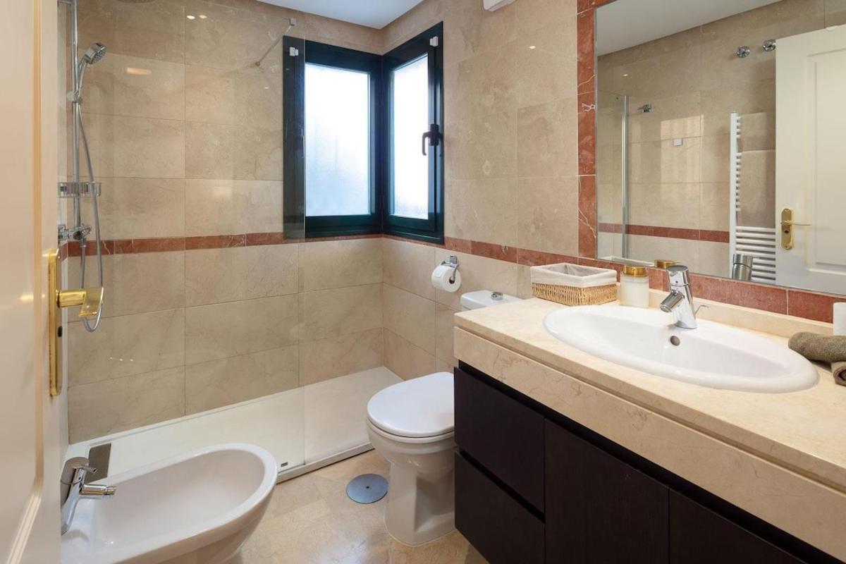 Stunning 2 Bed El Palmeral Near The Rdr483 Apartment *