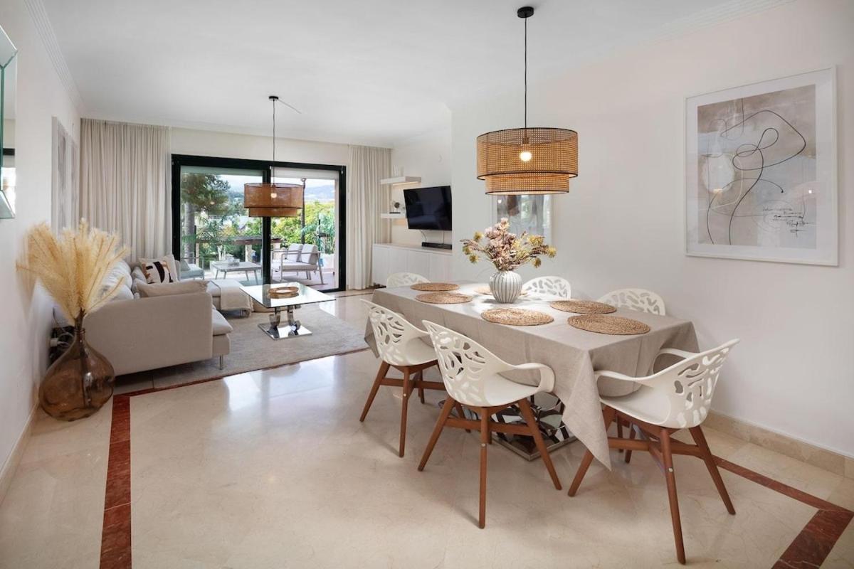 Stunning 2 Bed El Palmeral Near The Rdr483 Apartment Marbella