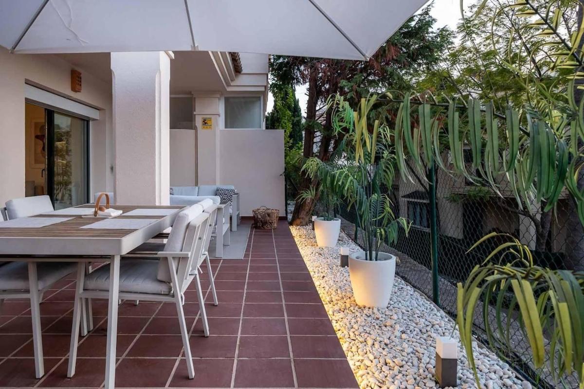 Stunning 2 Bed El Palmeral Near The Rdr483 Marbella